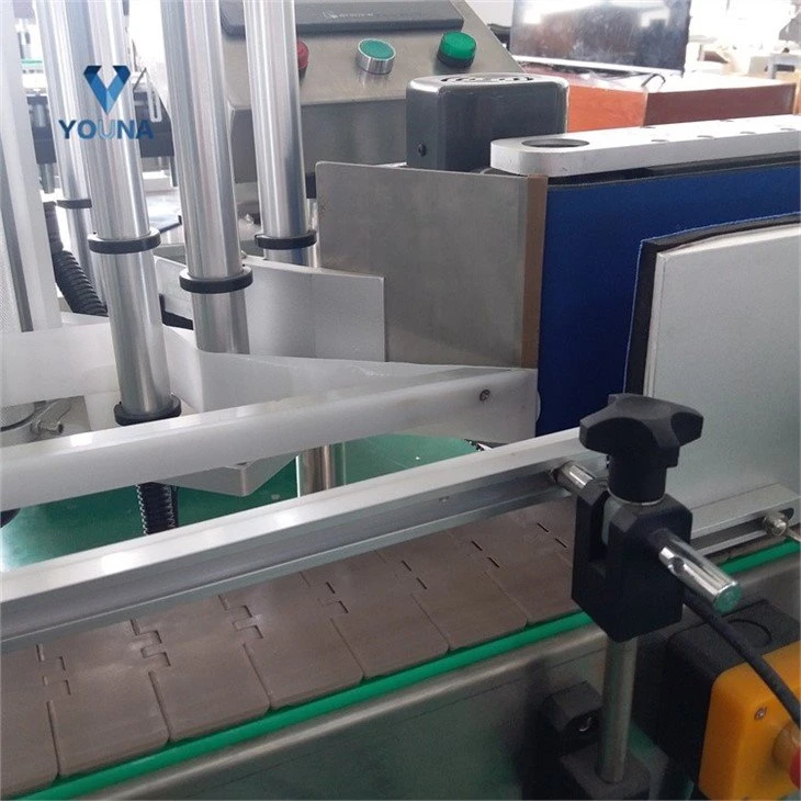 automatic labeling bottle machine (5)